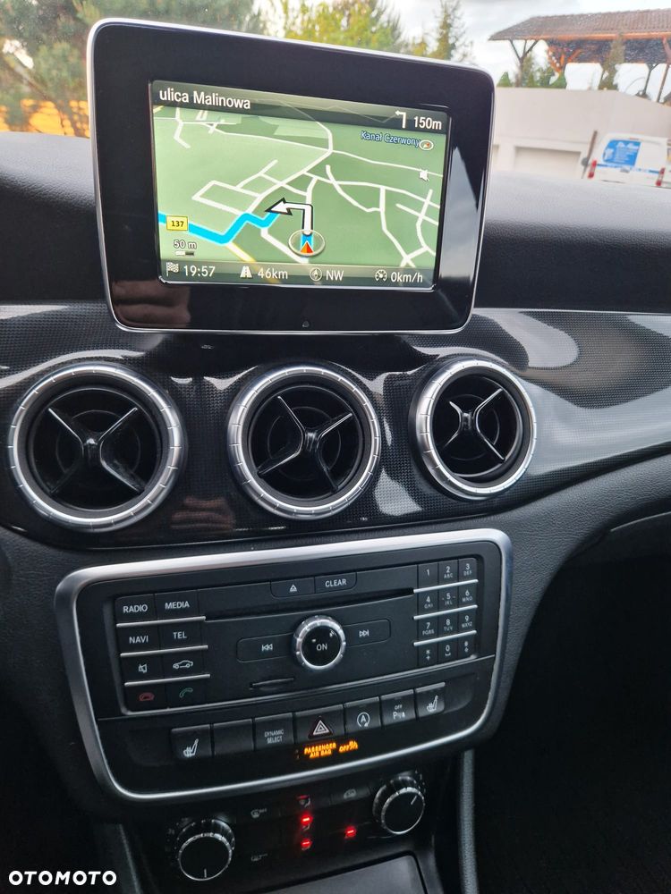 Mercedes-Benz CLA 200 CDI 7G-DCT Urban - 11