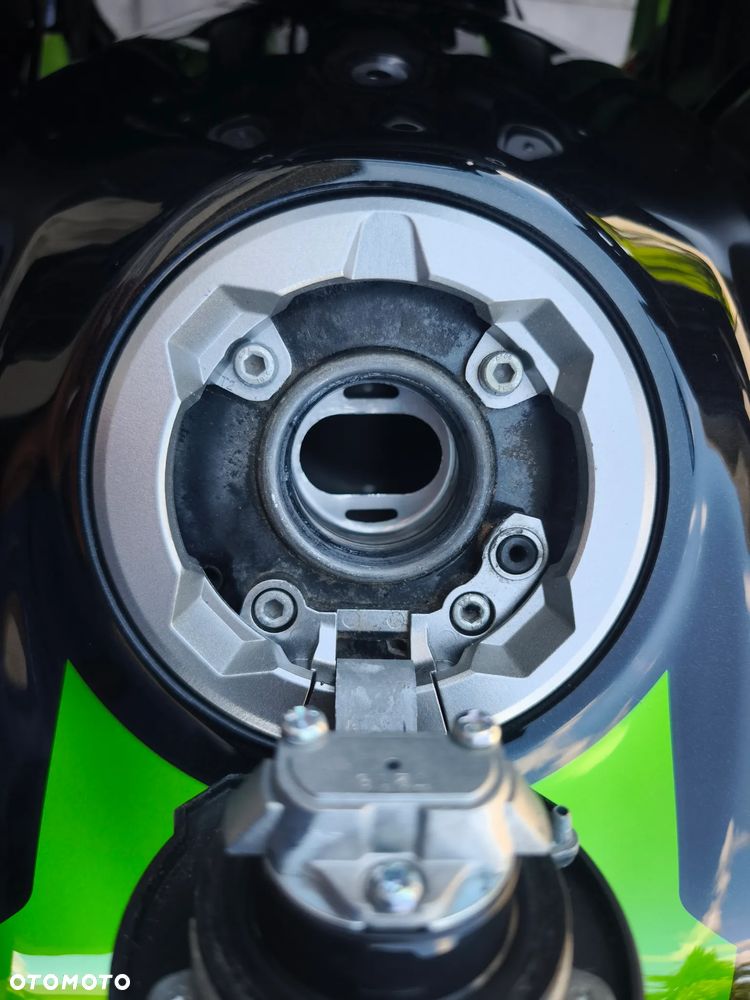 Kawasaki Versys 650 - 18