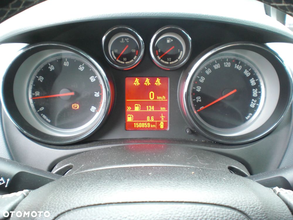 Opel Meriva - 12