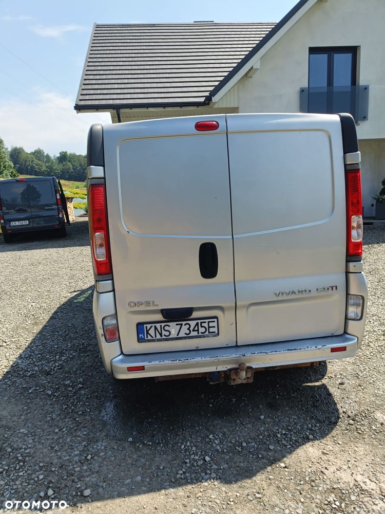 Opel Vivaro - 2