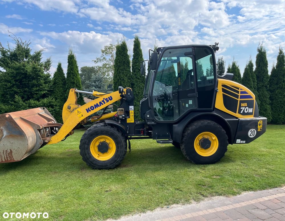 Komatsu WA 70M - 1
