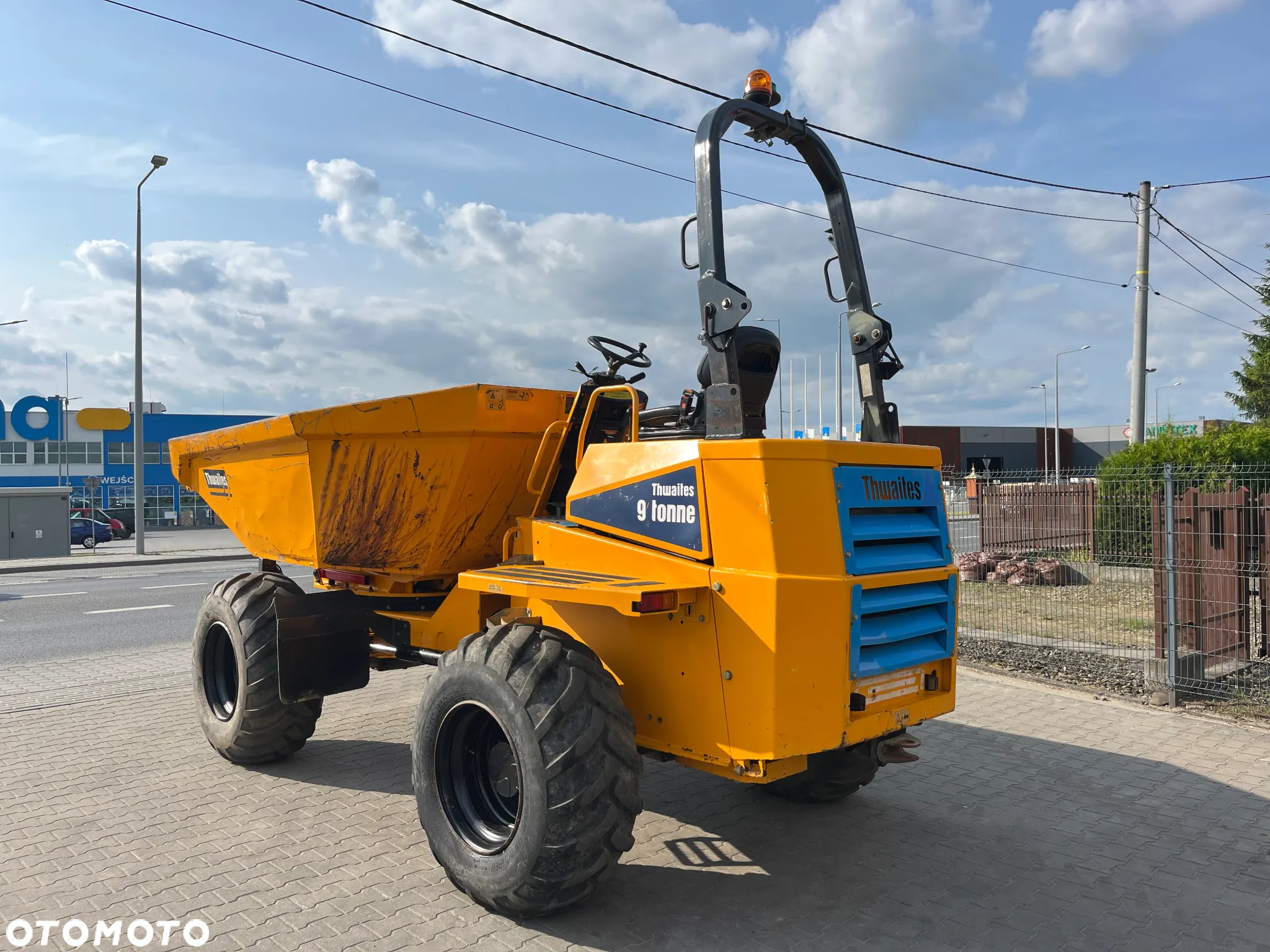 Thwaites Mach 2098 9 Tonne - 6