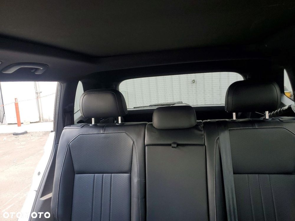 Volkswagen Tiguan - 10