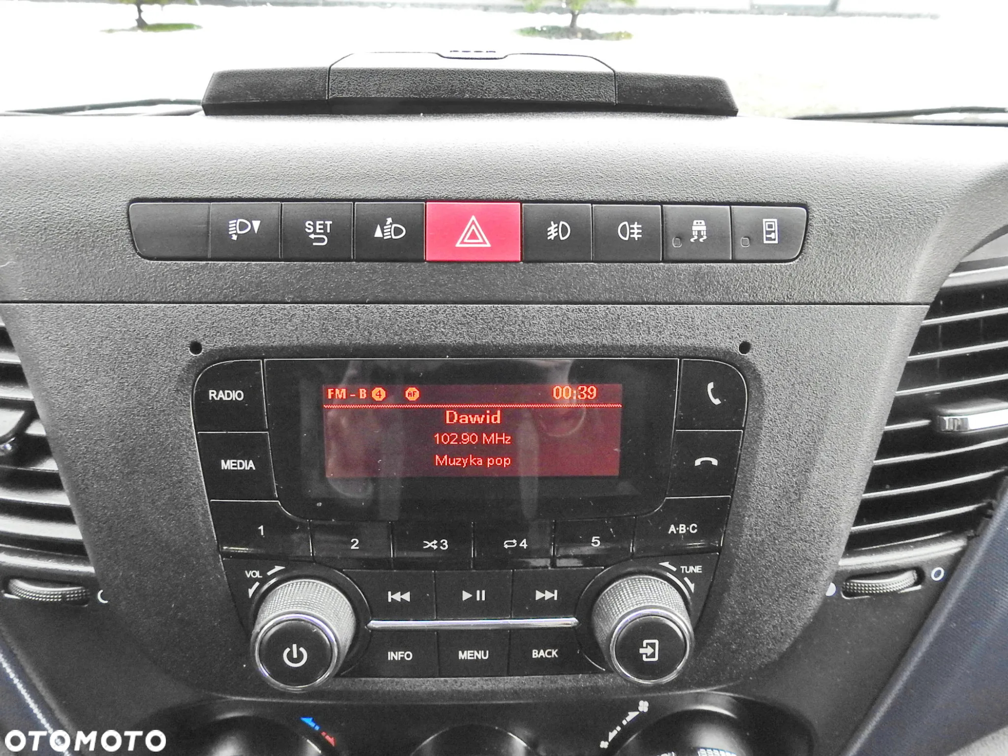 Iveco DAILY  35S18 PLANDEKA 10 PALET WEBASTO TEMPOMAT KLIMATYZACJA 180KM [ 267130 ] - 27
