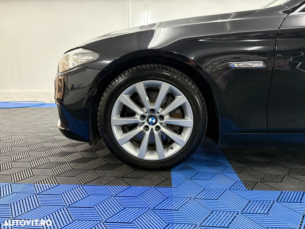 BMW Seria 5 525d xDrive Aut. Luxury Line - 14