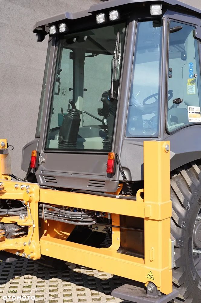 Case 580SV nowa nieużywana od autoryzowanego dealera - 5