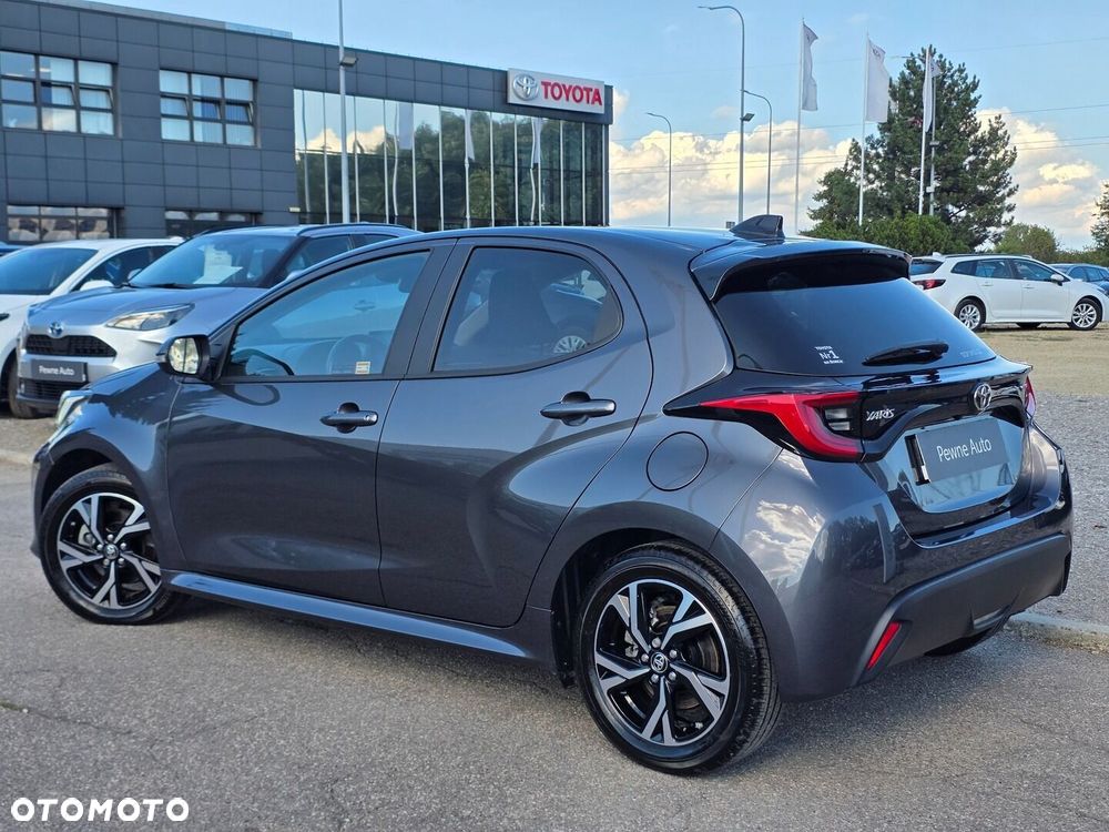 Toyota Yaris Hybrid 1.5 Style - 18