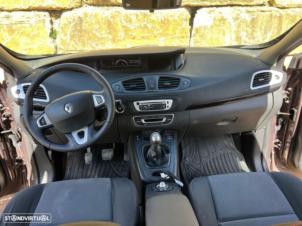 Renault Grand Scénic 1.5 dCi Dynamique S 7L - 14