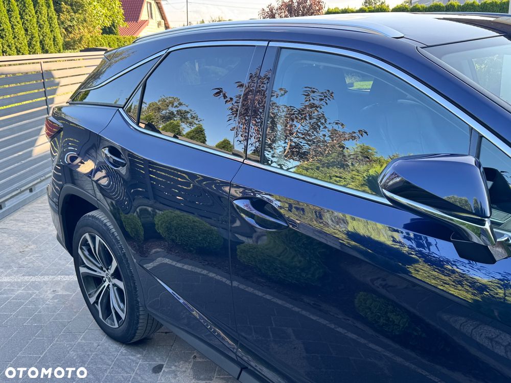 Lexus RX - 10
