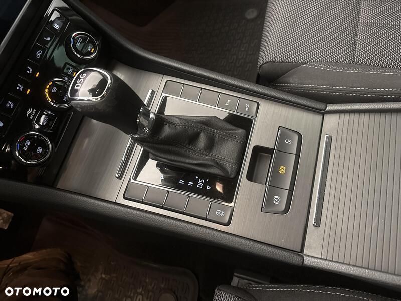 Skoda Superb 1.5 TSI Style DSG - 18