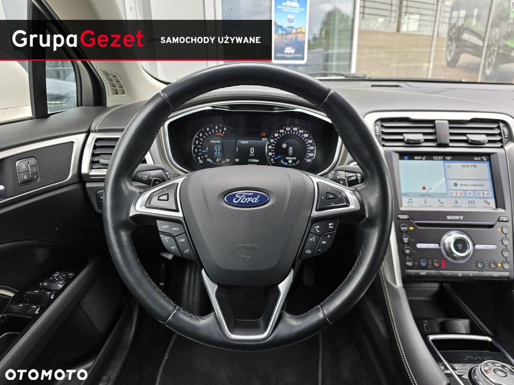 Ford Mondeo - 12