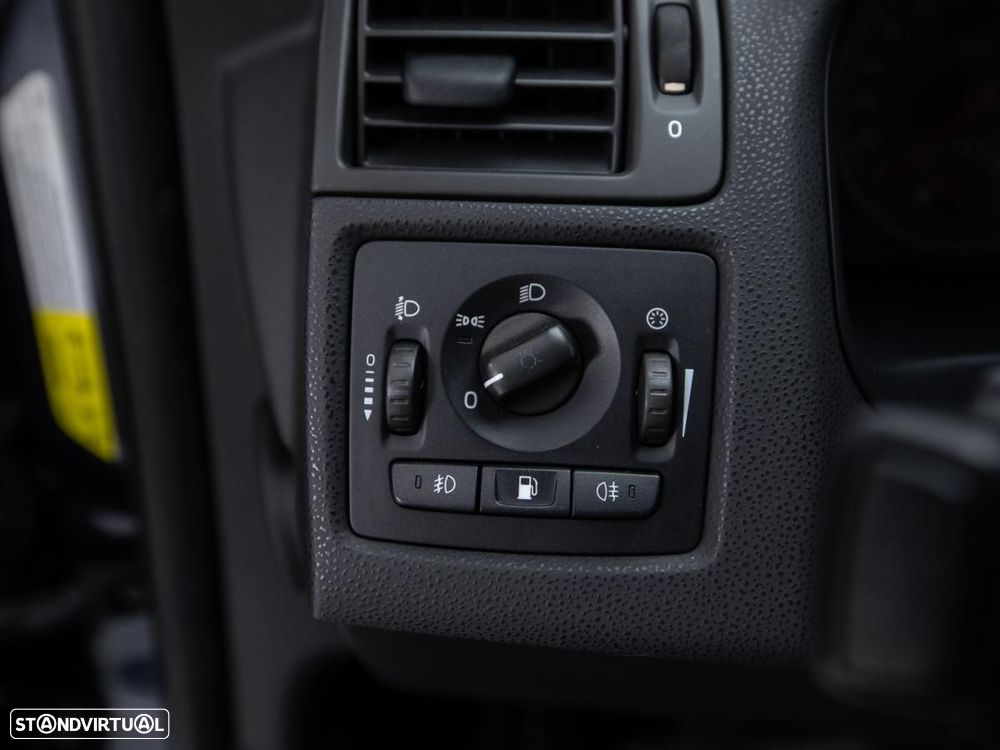 Volvo V50 — fotografia 12
