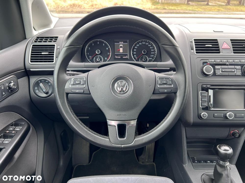 Volkswagen Touran 1.2 TSI STYLE - 24