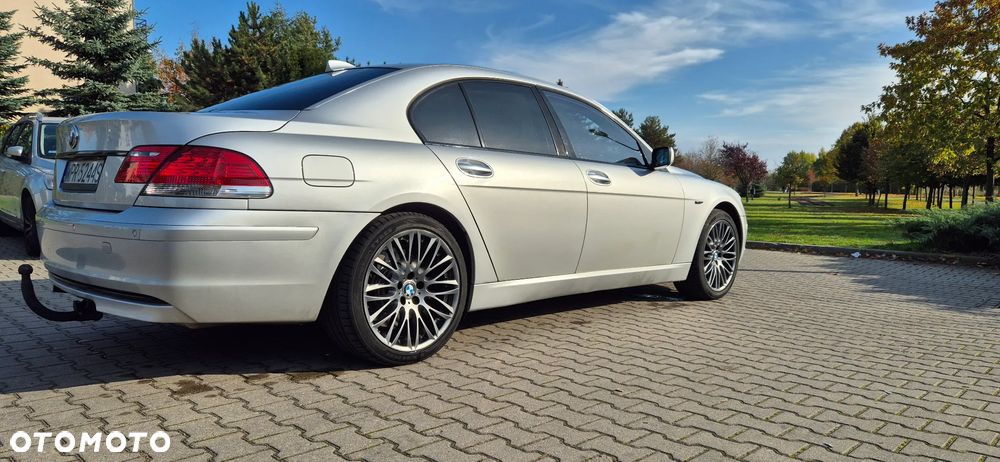 BMW Seria 7 745d - 6