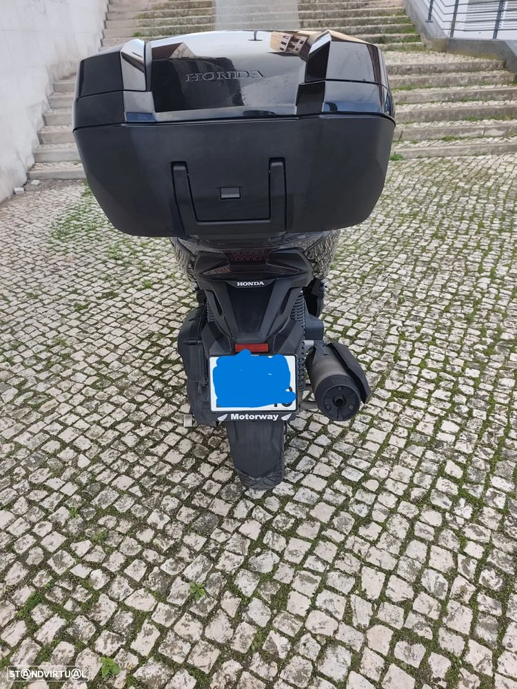 Honda Forza - 3