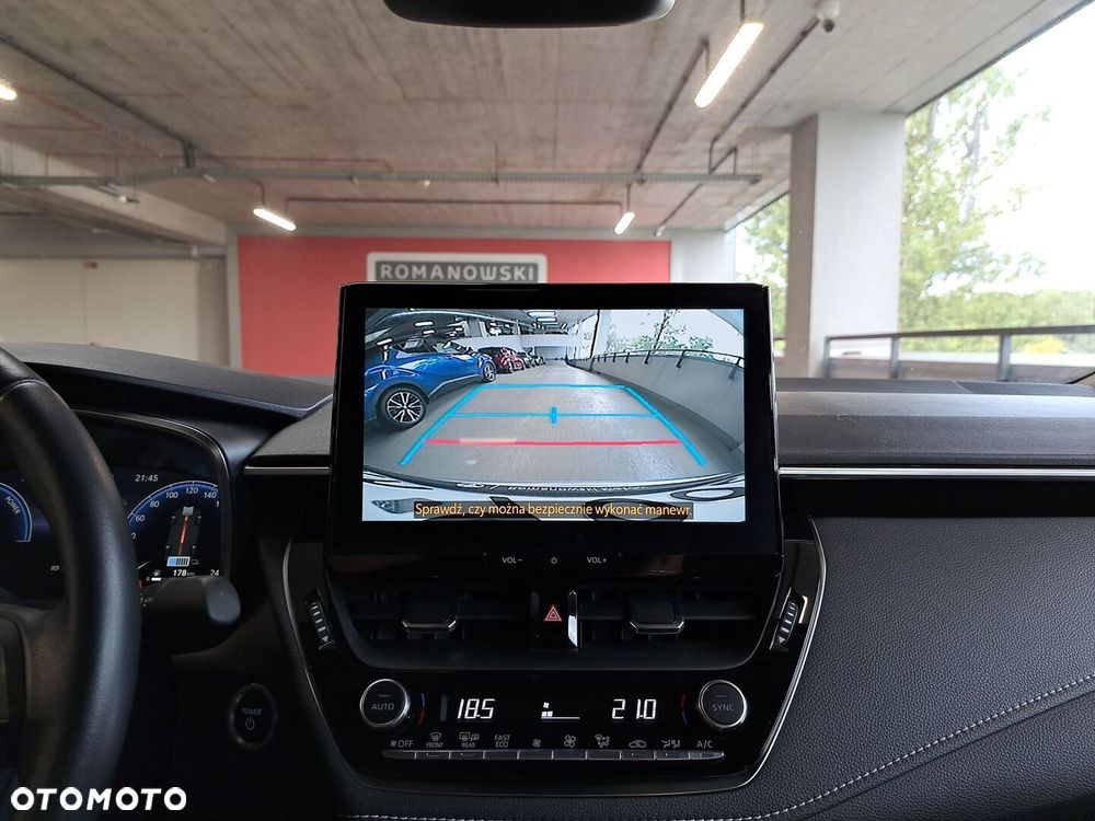 Toyota Corolla 1.8 Hybrid Comfort - 24