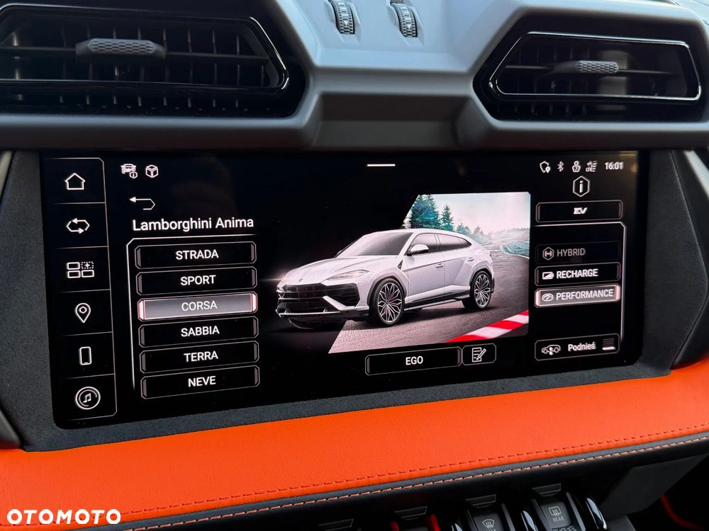 Lamborghini Urus - 27