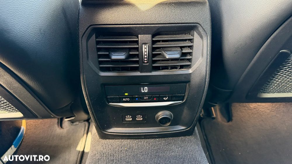 BMW Seria 3 330i AT - 14