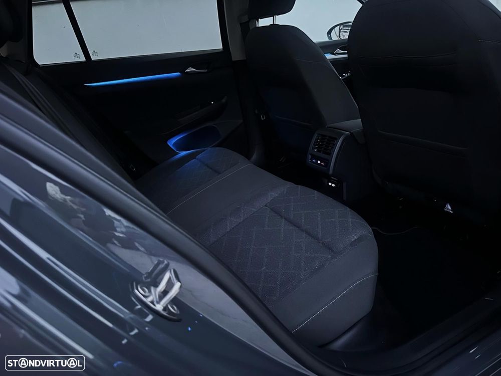 VW Golf Variant 2.0 TDi Conceptline - 17