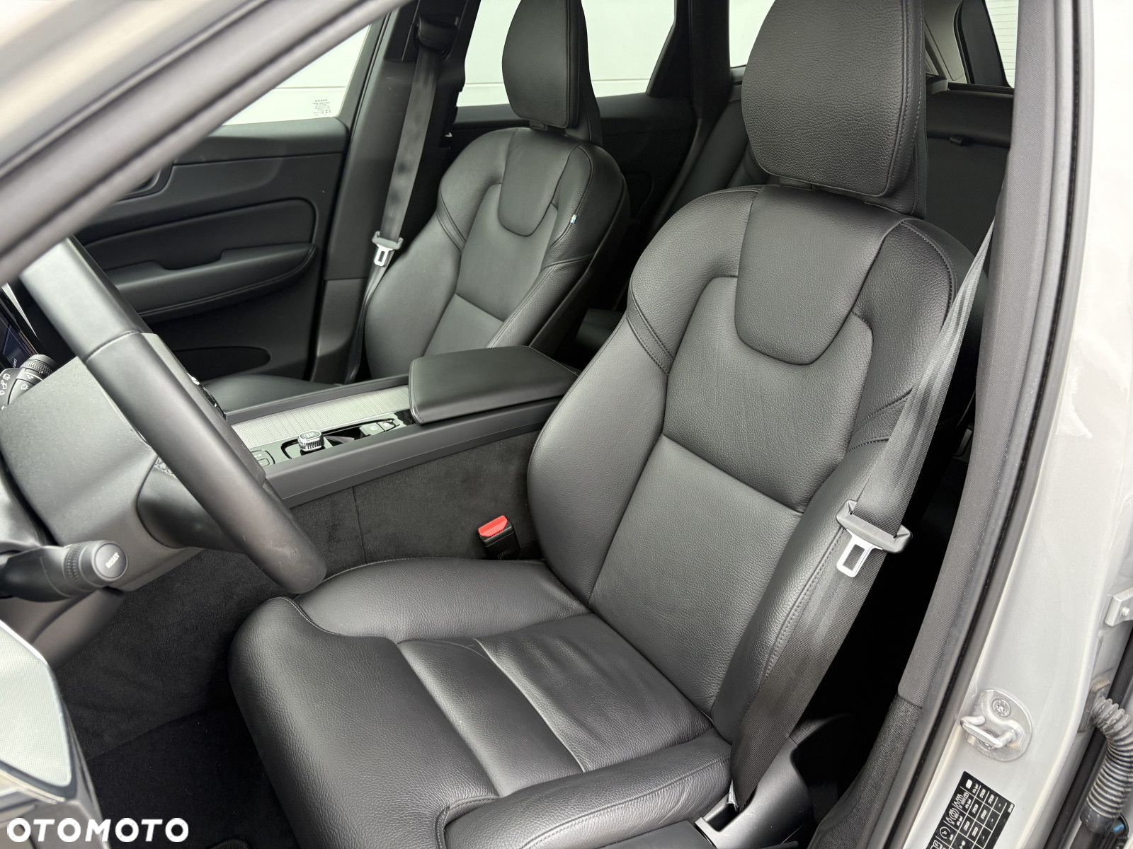 Volvo XC 60 - 22