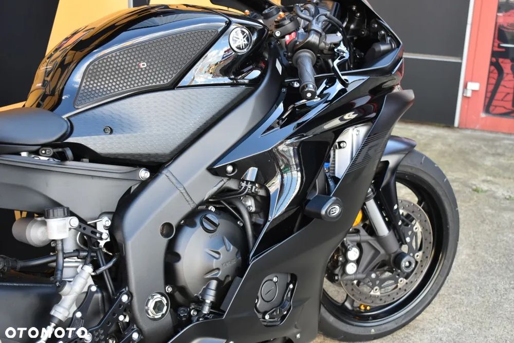 Yamaha R6 - 14