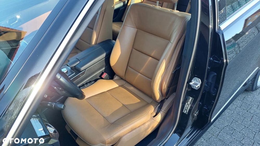 Mercedes-Benz Klasa E 350 4Matic 7G-TRONIC Avantgarde - 8