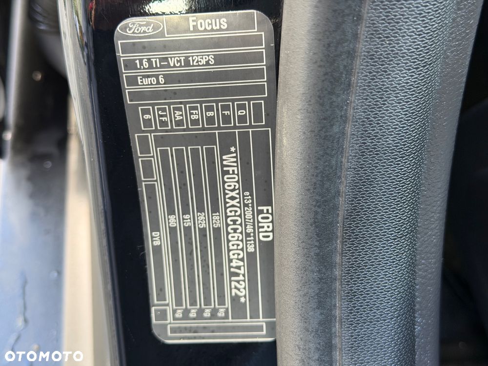 Ford Focus 1.6 TI-VCT Champions Edition - 33