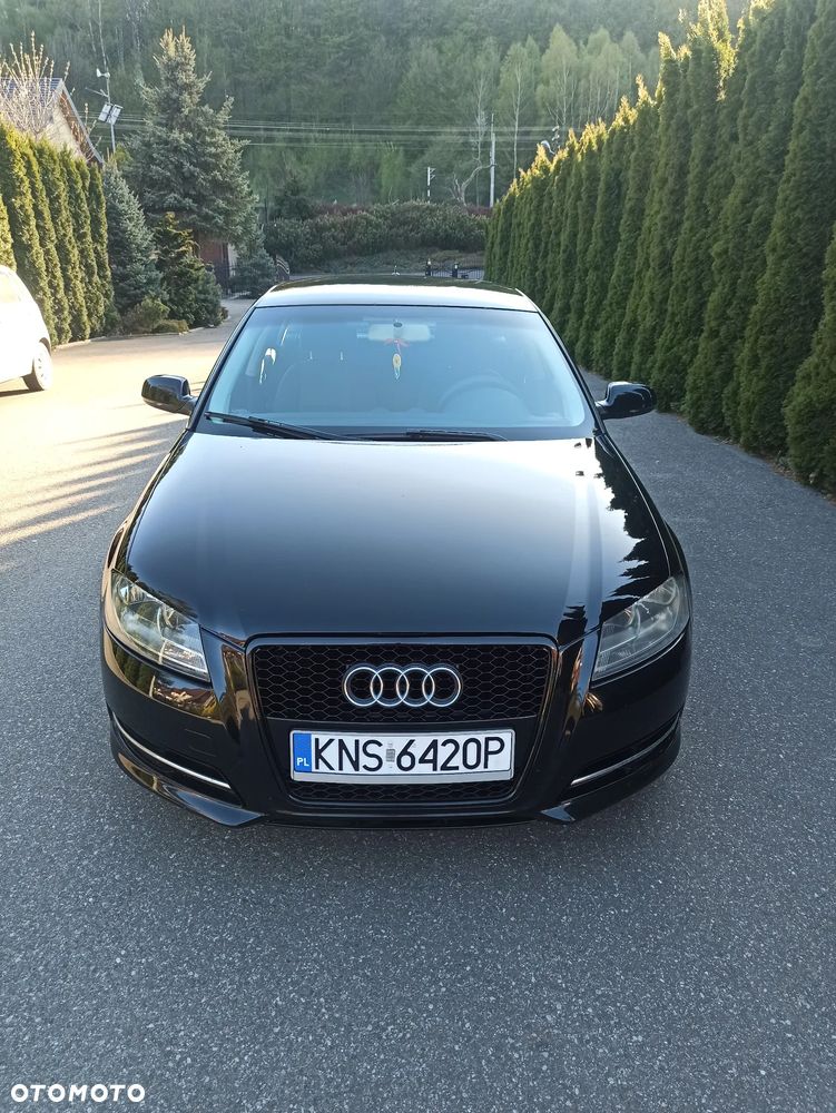 Audi A3 Sportback 1.6 TDI DPF Attraction - 3