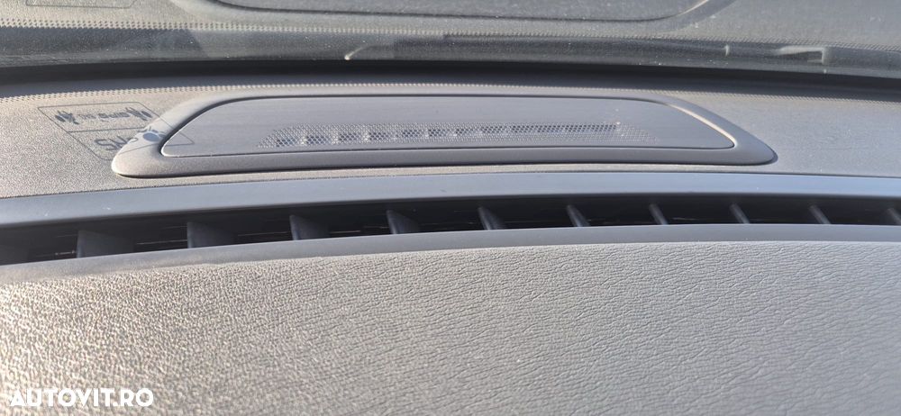 Volvo V60 D6 Plug-In-Hybrid AWD Geartronic Pure Limited - 24