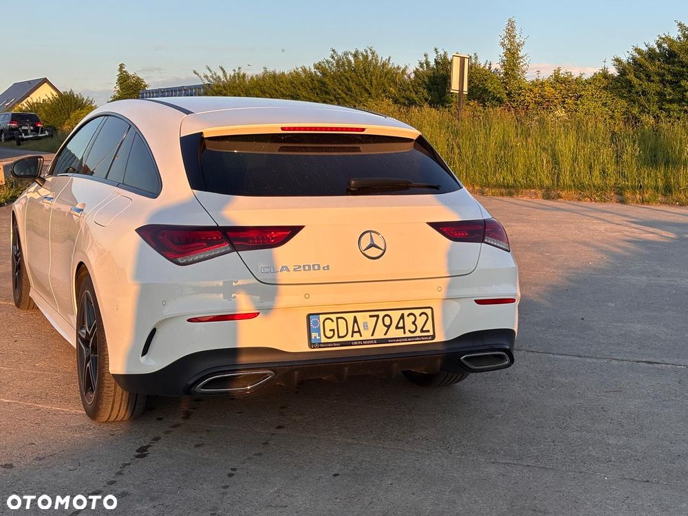 Mercedes-Benz CLA 200 d AMG Line 8G-DCT - 6