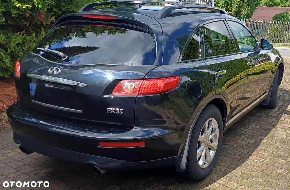 Infiniti FX - 25