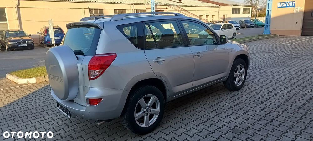 Toyota RAV4 2.0 4x4 Automatik Sol - 8