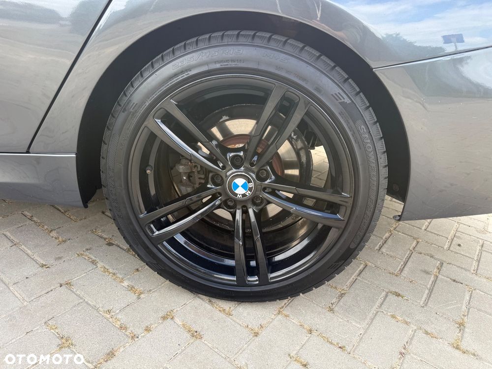 BMW 3GT 318d - 21