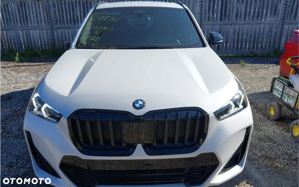 BMW X1 - 8