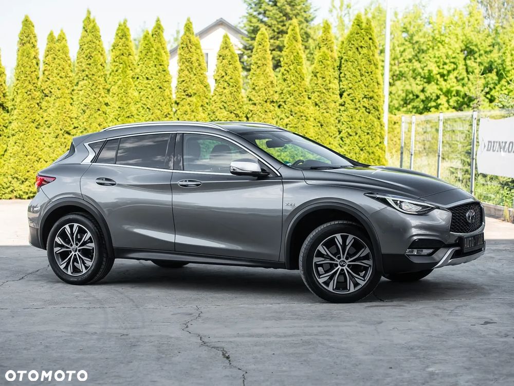 Infiniti QX30 2.2d DCT AWD Luxe Tech - 4