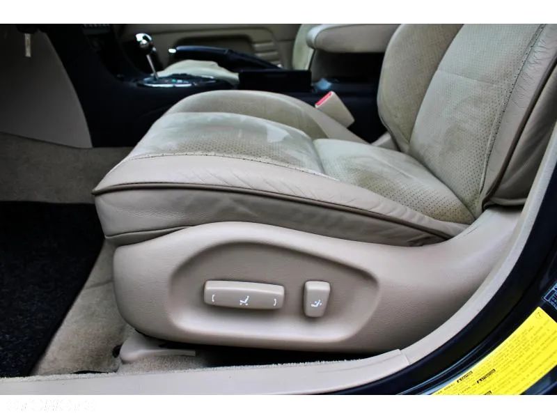 Lexus IS 200 Prestige - 8