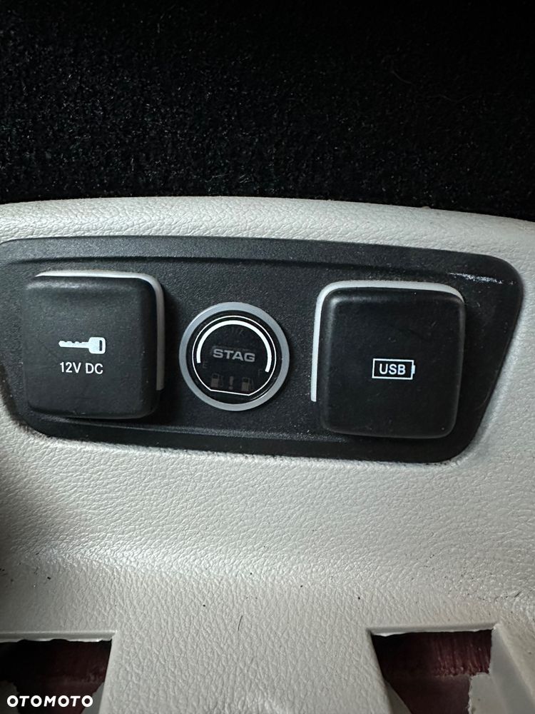 Chrysler Pacifica - 25