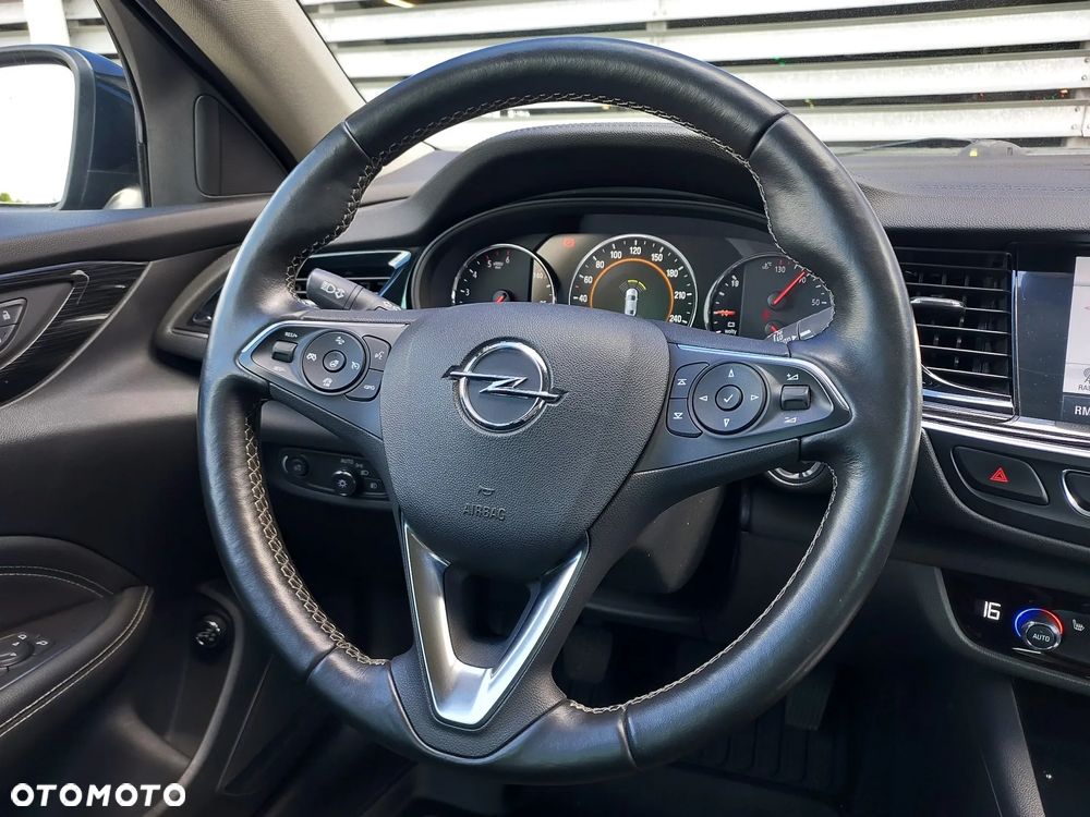 Opel Insignia 2.0 CDTI Cosmo S&S - 35