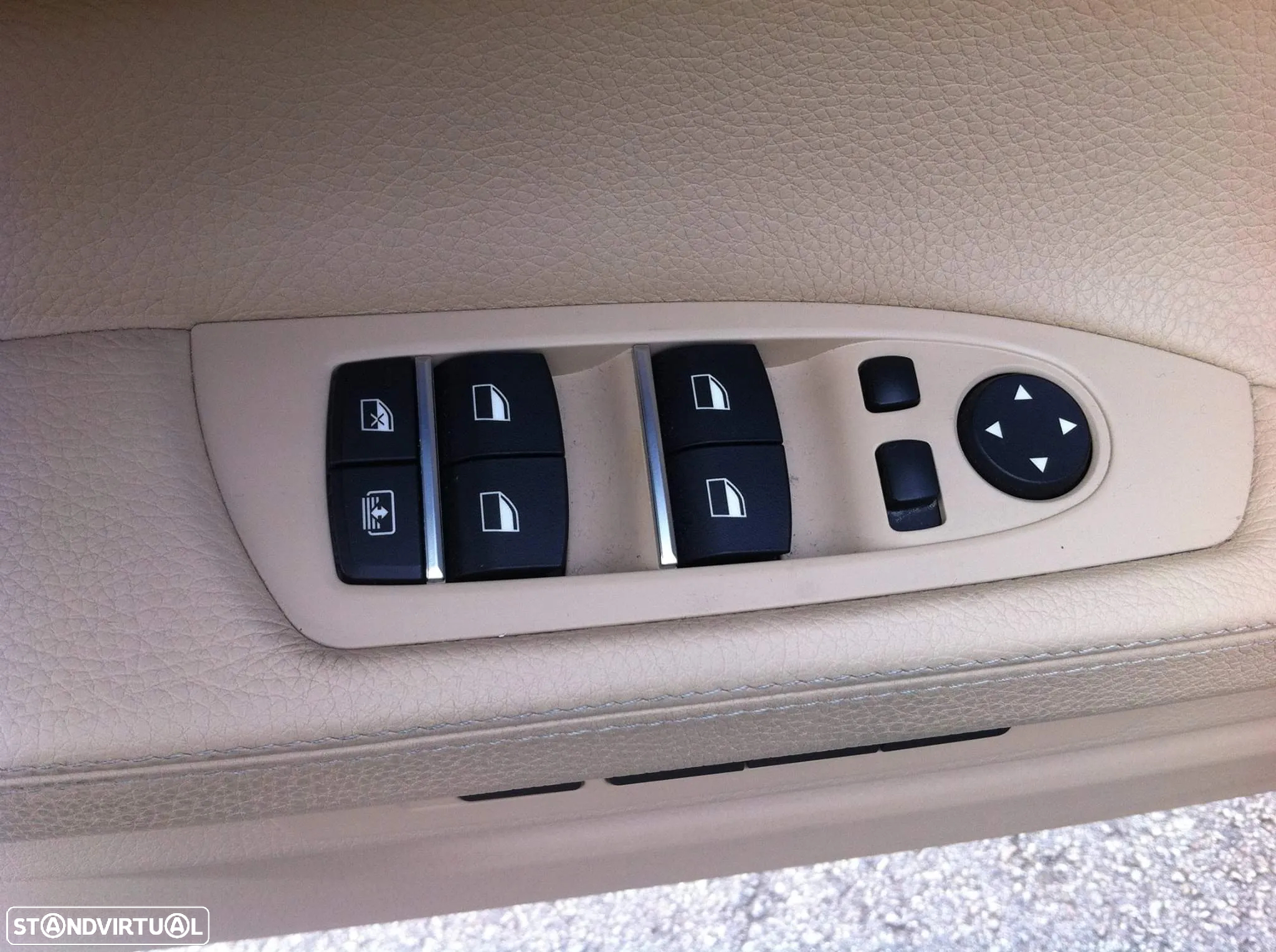 BMW 750 Ld xDrive - 22
