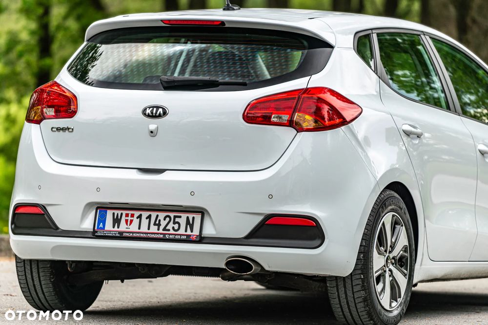 Kia Ceed 1.4 CVVT Vision - 10