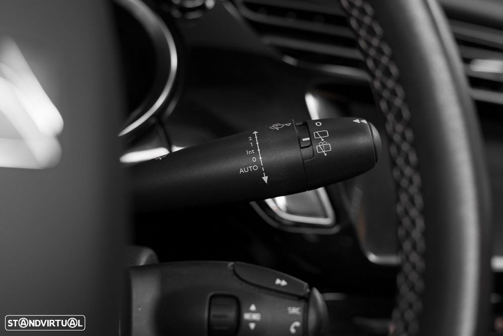 DS DS3 1.2 PureTech So Chic EAT6 - 18