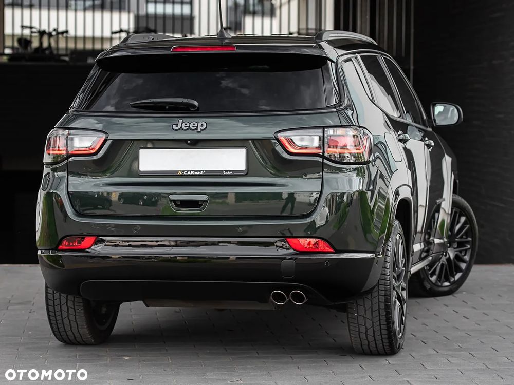 Jeep Compass - 12