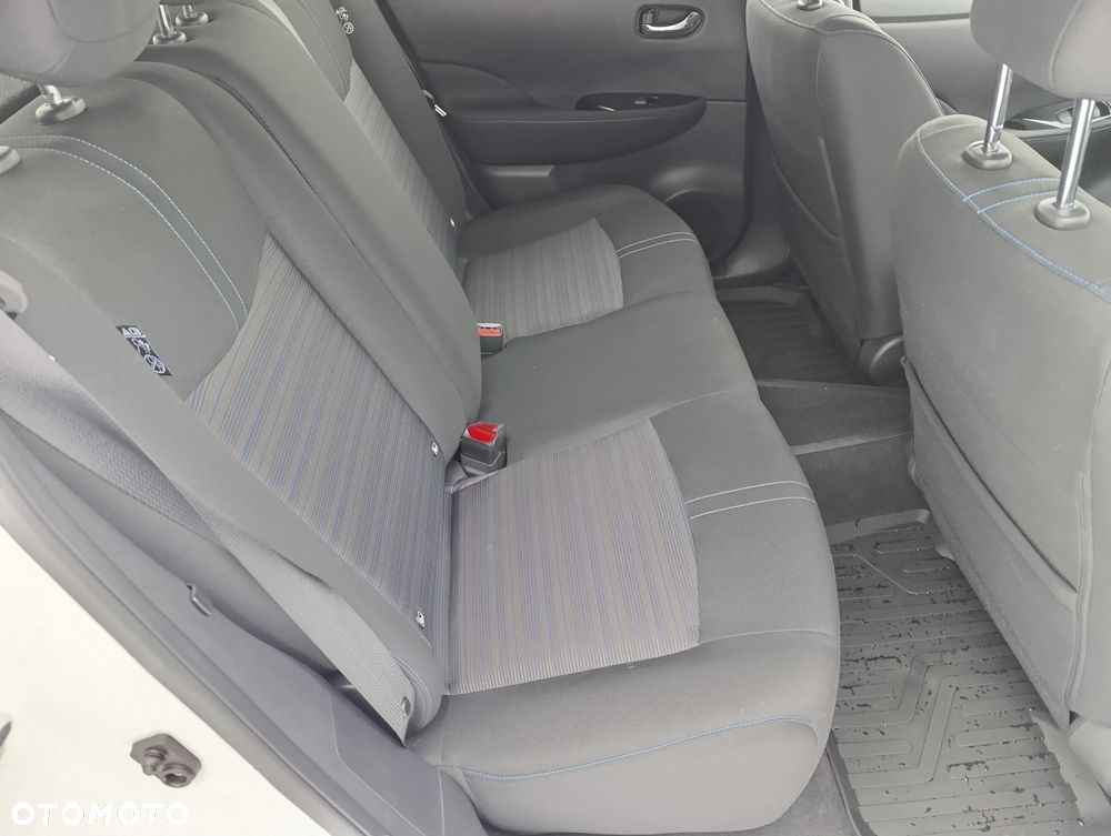 Nissan Leaf 40kWh N-Connecta - 12