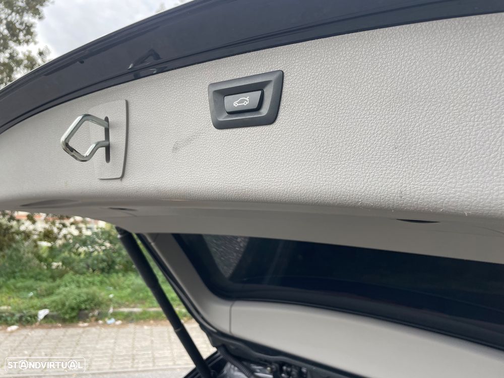 BMW 318 d Touring Pack M - 15