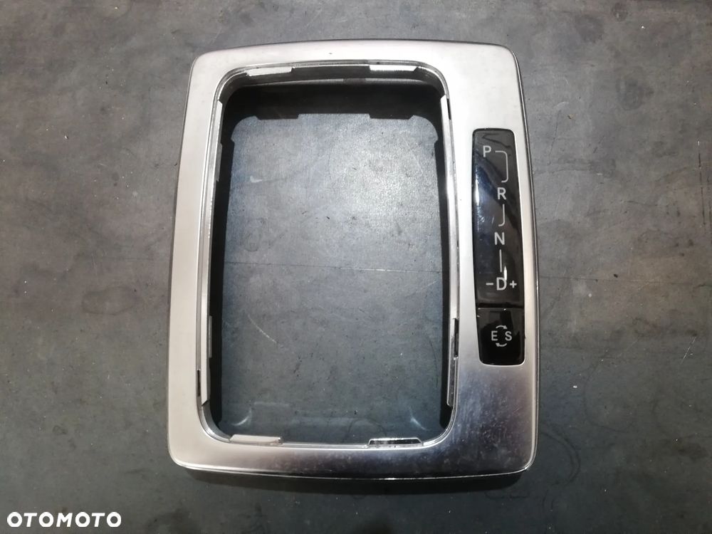 RAMKA LEWARKA ZMIANY BIEGÓW AUTOMAT MERCEDES C W204 A2042674688 - 1