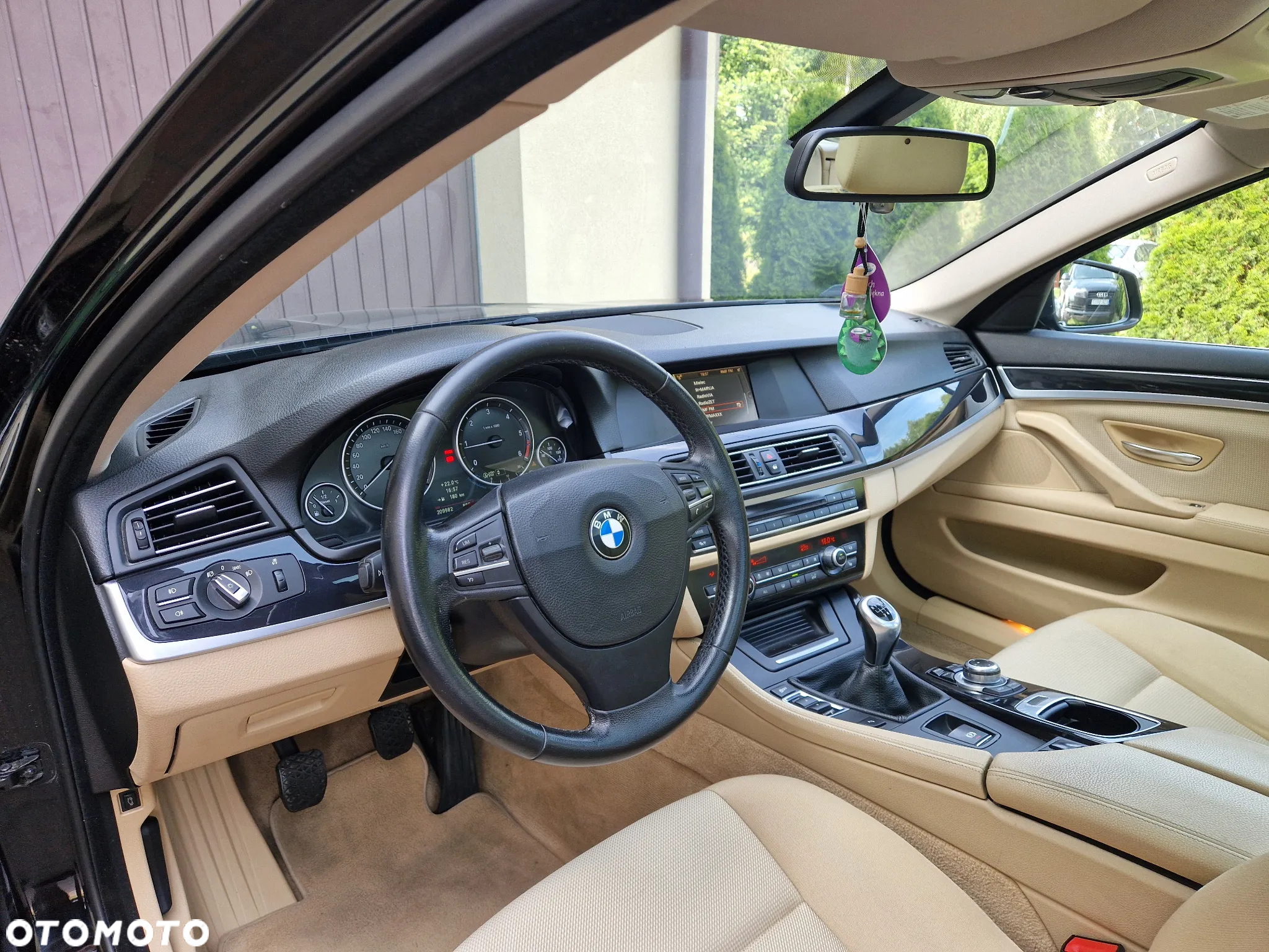 BMW Seria 5 520d - 10