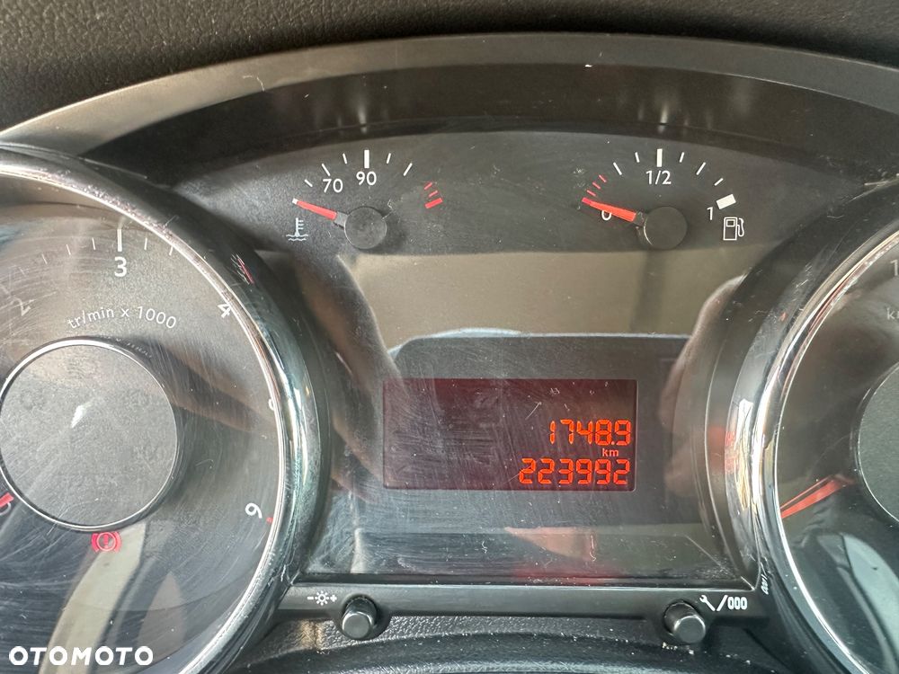 Peugeot 3008 - 11