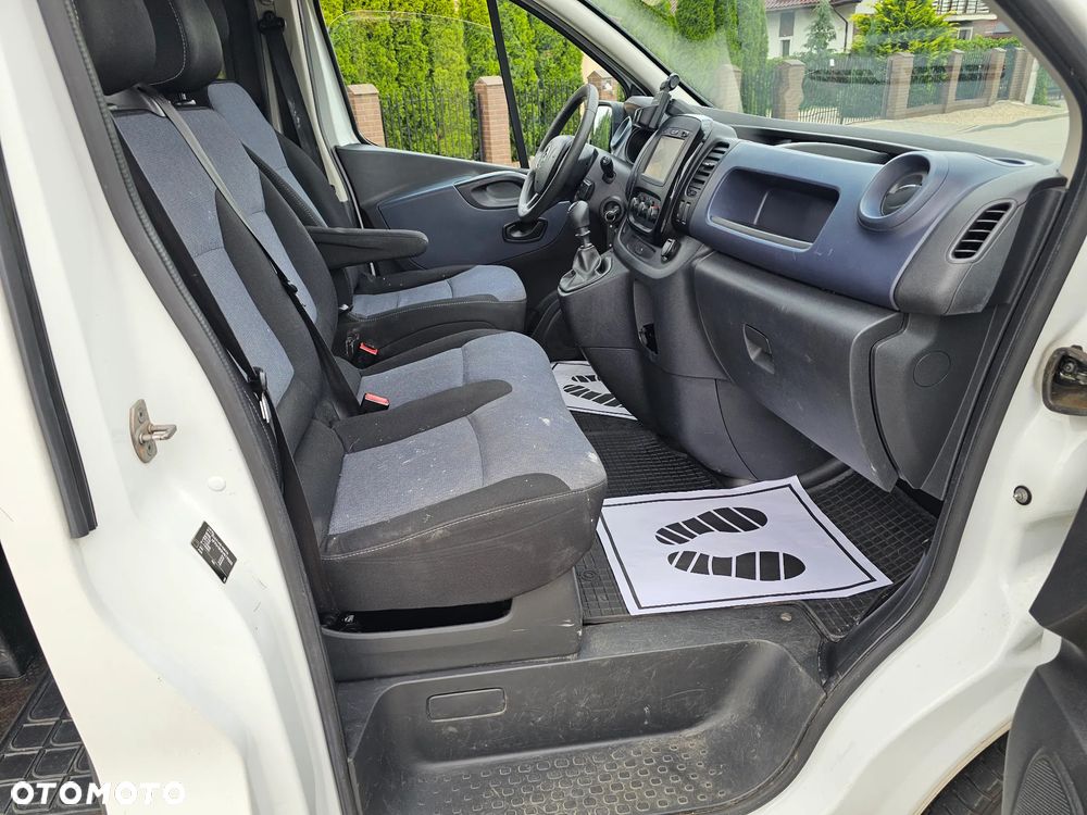 Opel Vivaro-b - 12