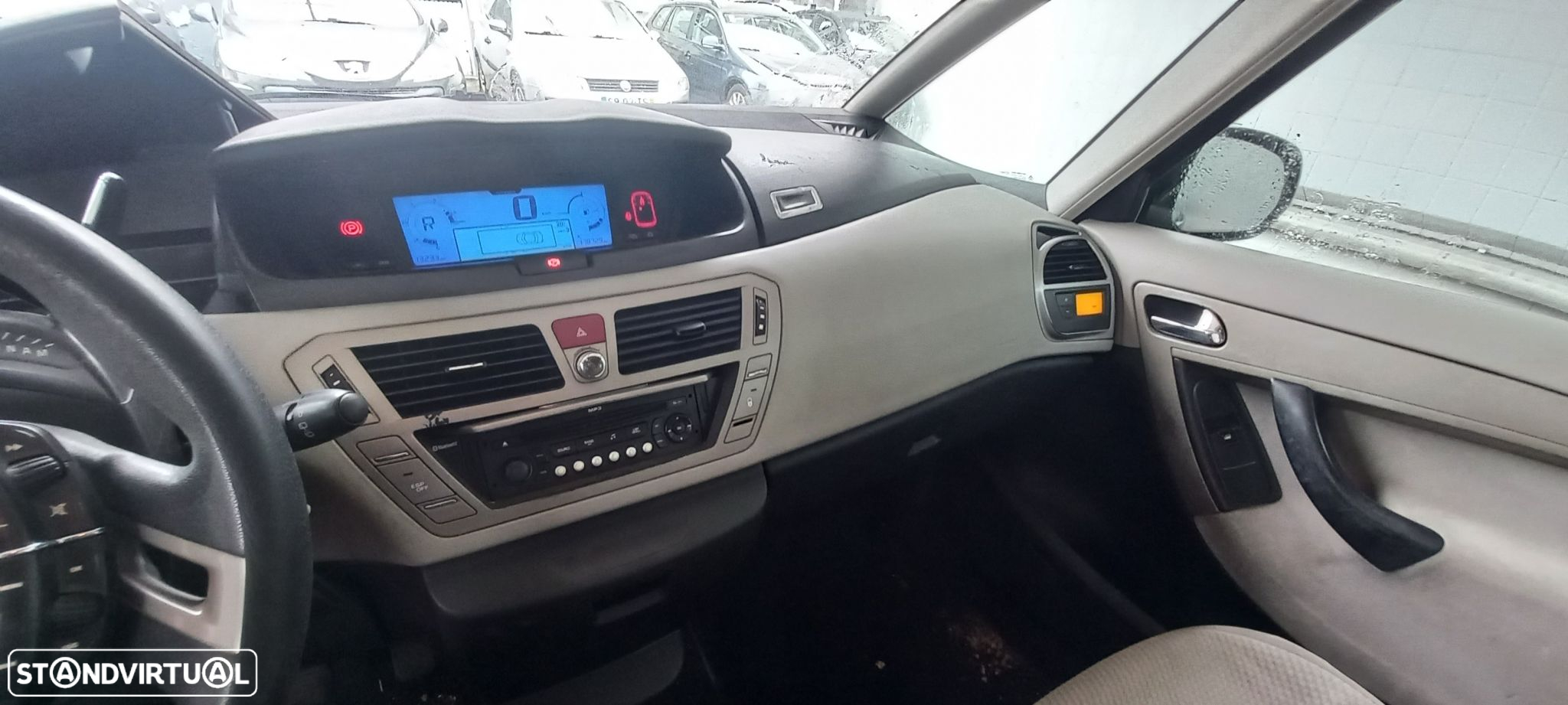 Citroën C4 Picasso 1.6 HDi Confort - 11