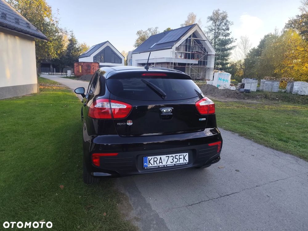 Kia Rio - 22